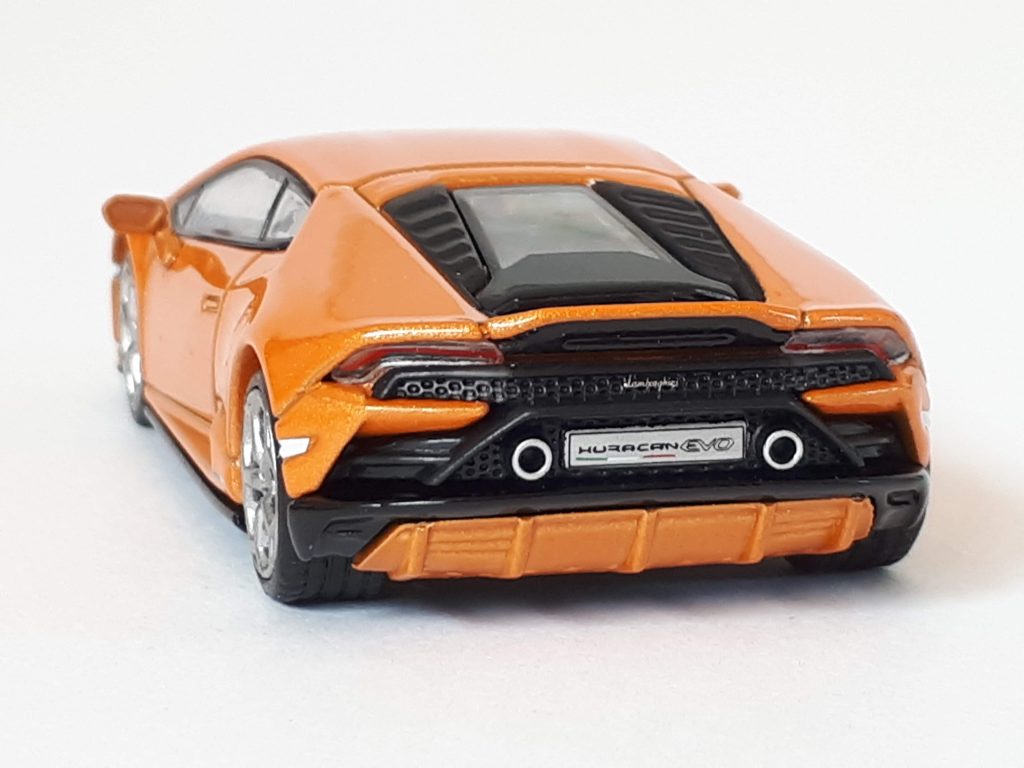 1;64 MiniGT Lamborghini Huracán Evo 5