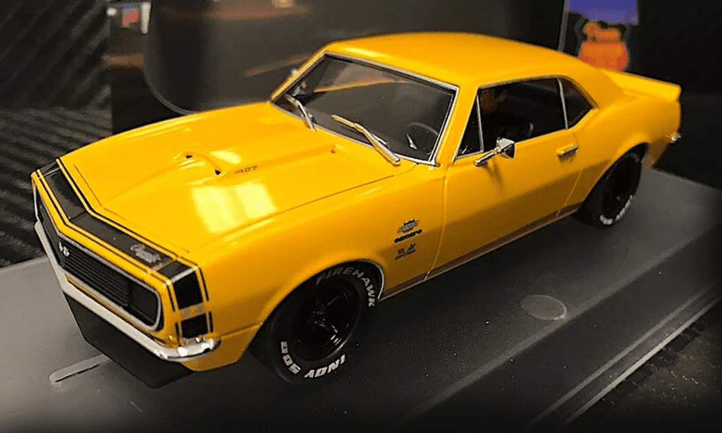 Pioneer-P100-Chevy-Camaro-Yenko-SS427-Yellow-Route-66-Réference-P100-3