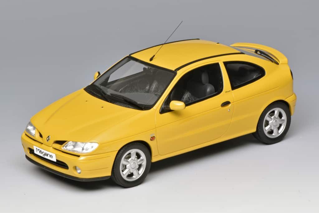 118 OttOmobile Renault Megane MkI Coupé 2 litre 16V (1999) hoog