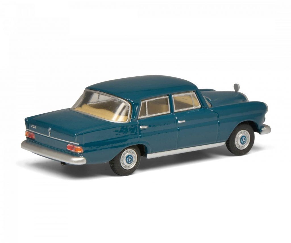 1;64 Schuco Mercedes-Benz 200 D 2