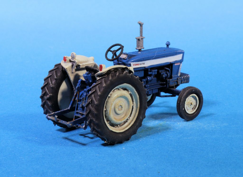187 Artitec Ford 5000 achter