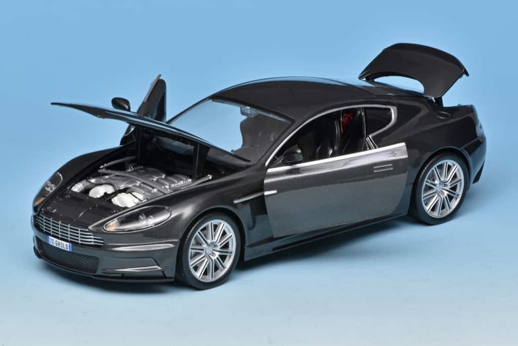 118 AW Aston Martin DBS 007 Quantum of Solace open