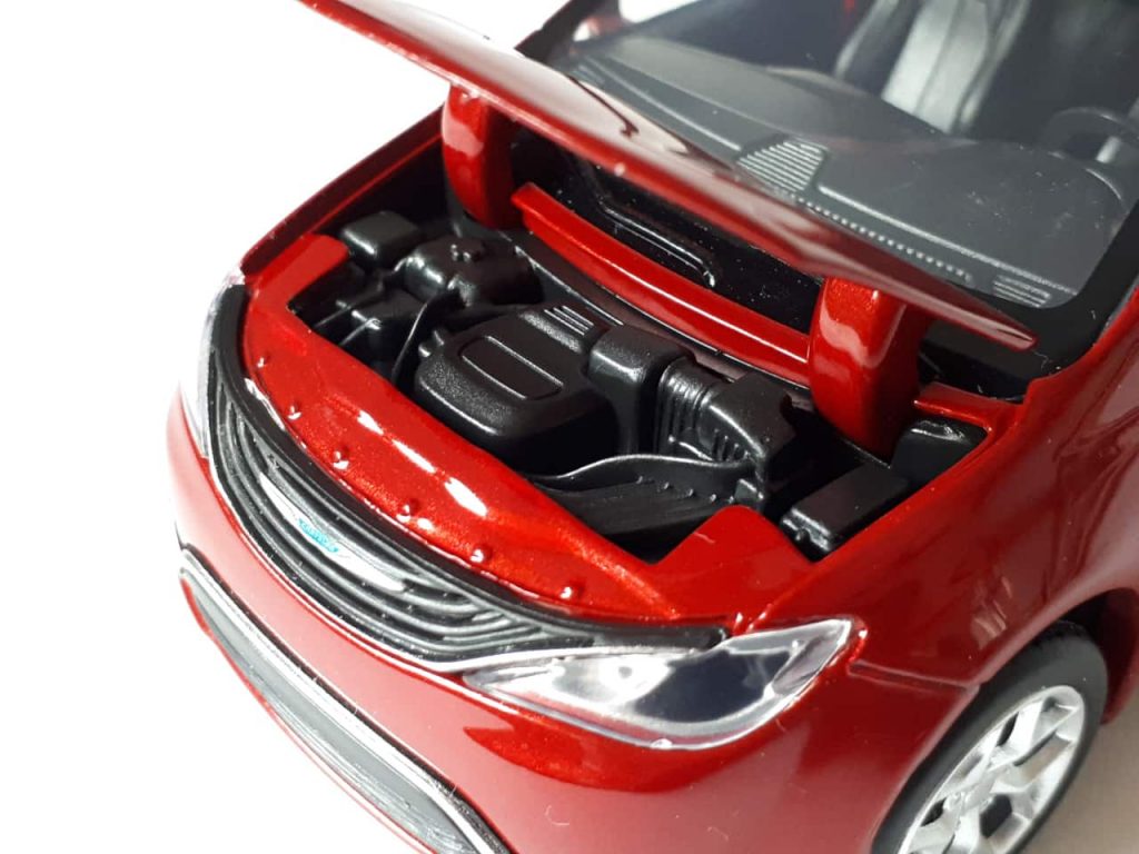 132 JackieKim Chrysler Pacifica motor