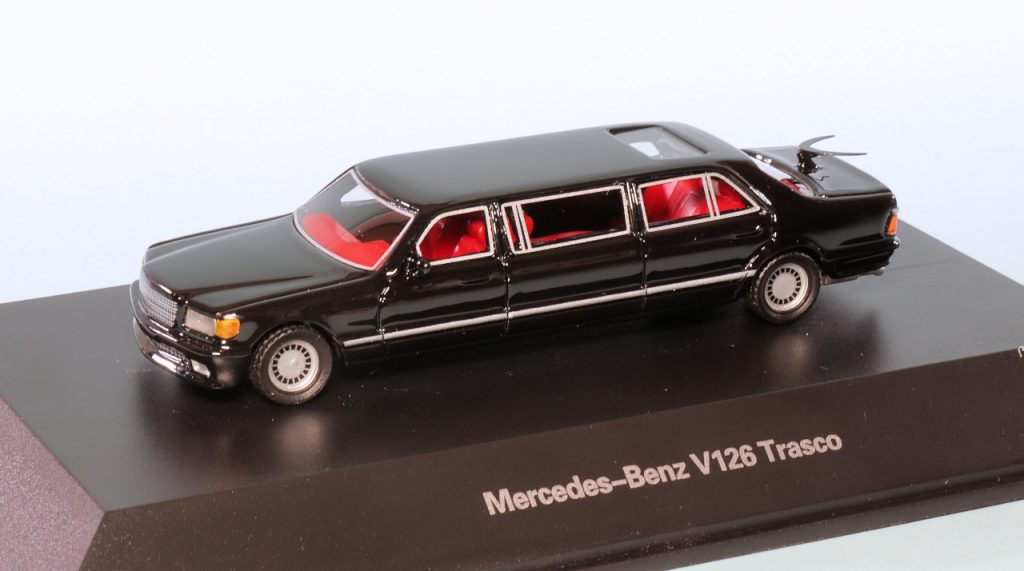 187 BoS Mercedes-Benz V126 Trasco zwart