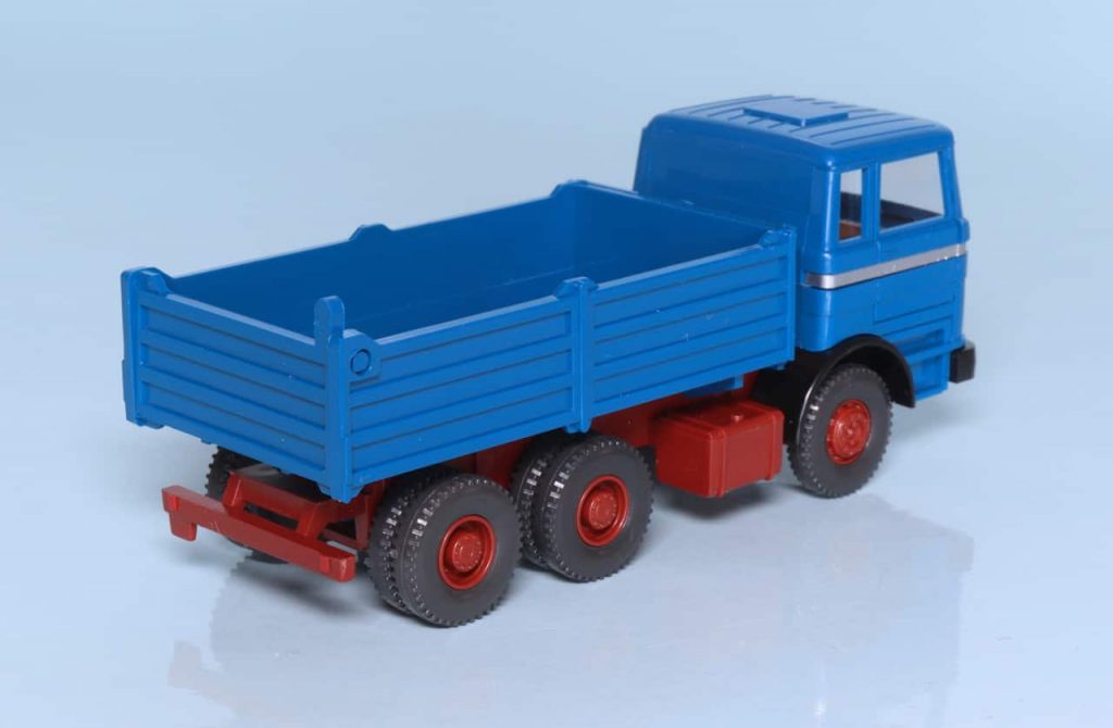 187 Wiking Mercedes-Benz Kubisch Kipper achter