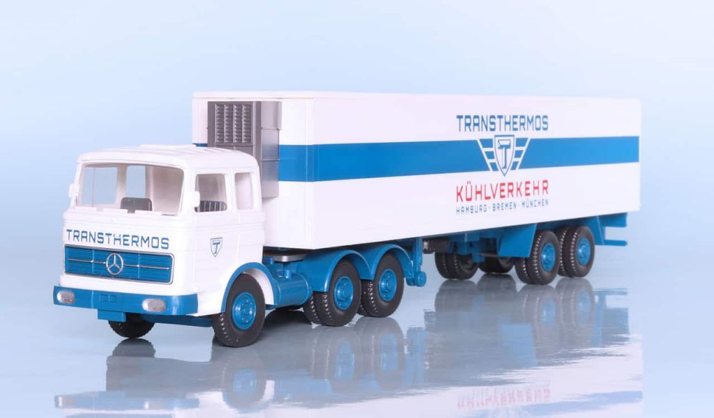 187 Wiking Mercedes-Benz Kubisch Transthermos achter