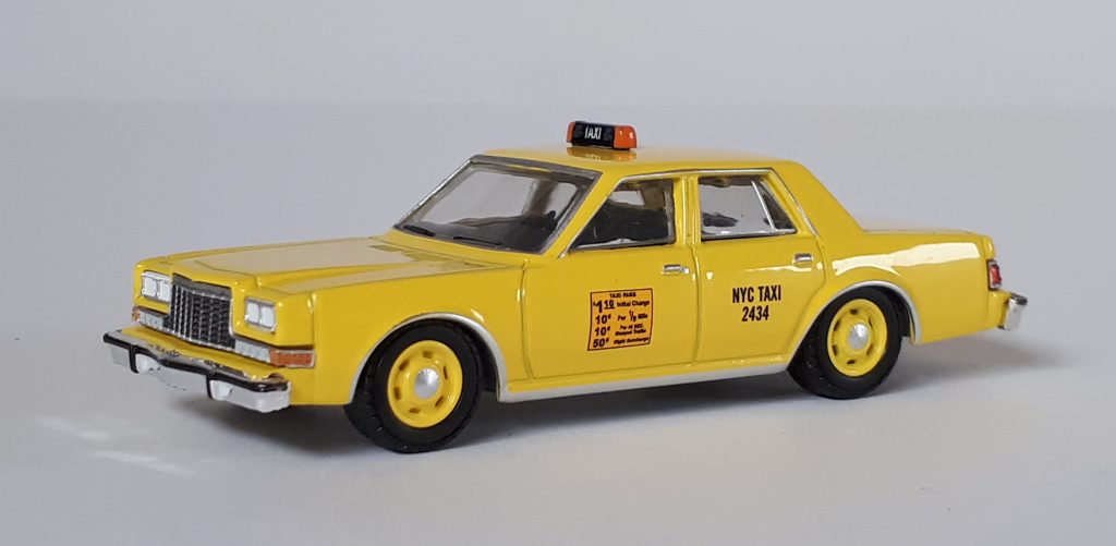 1;64 GreenLight Dodge Diplomat 1