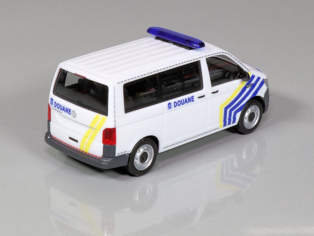 187 Herpa Volkswagen Transporter T6 Douane(B) achter