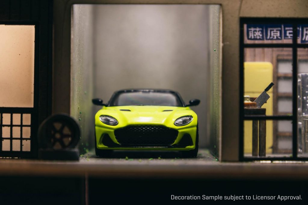 Tarmac Aston Martin 1