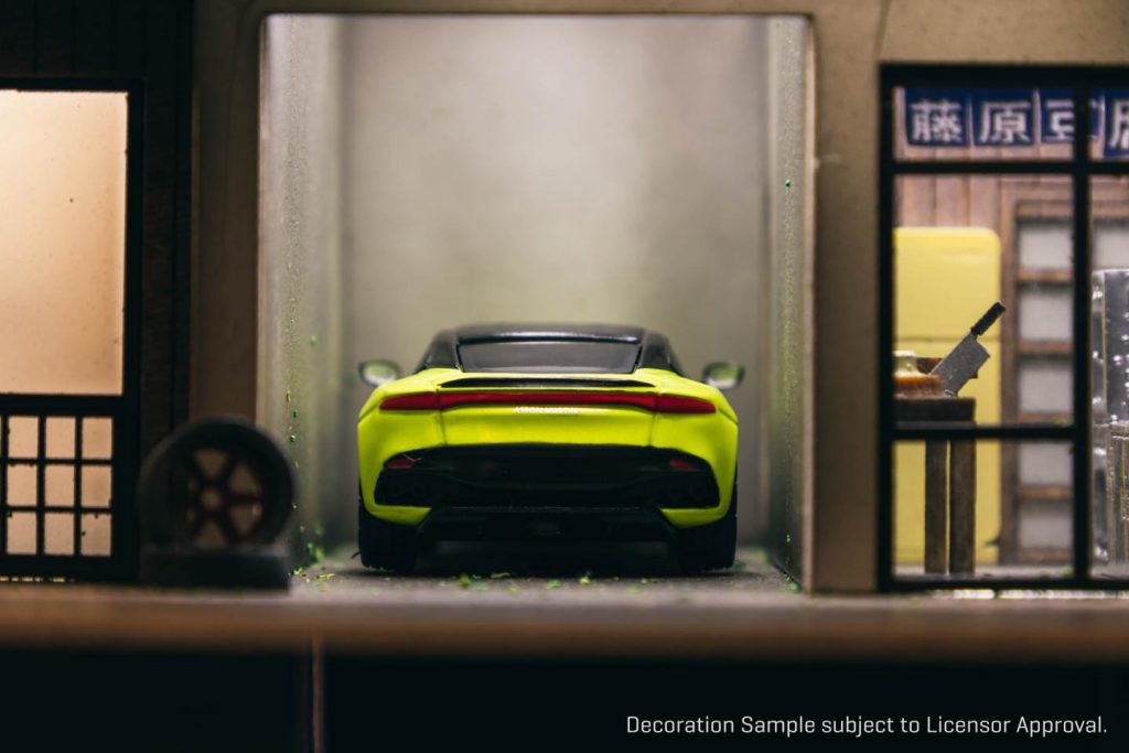 Tarmac Aston Martin 2