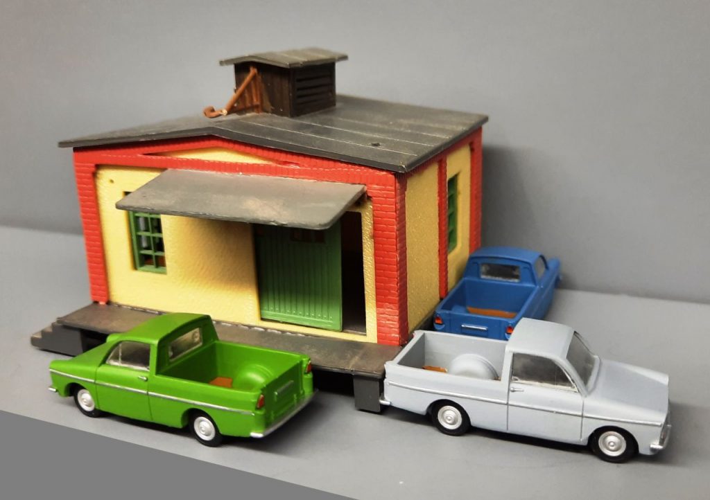 187 MCH DAF 32 Pick-Up 3 kleuren diorama