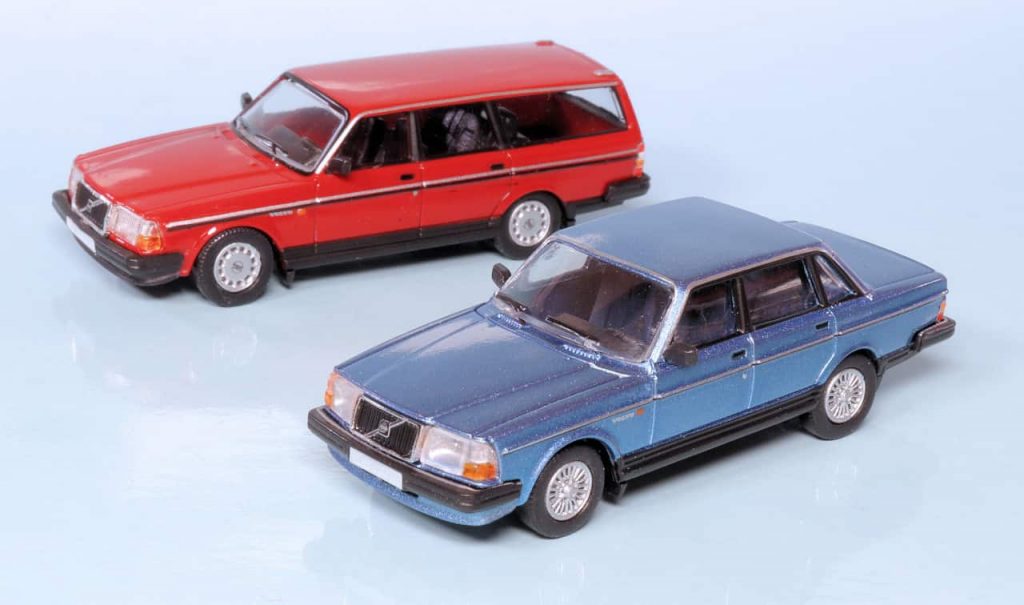 187 PCX87 Volvo 240 met Estate