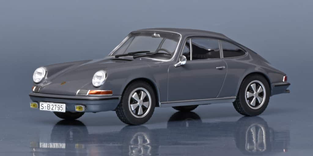 124 WhiteBox Porsche 911 Coupé