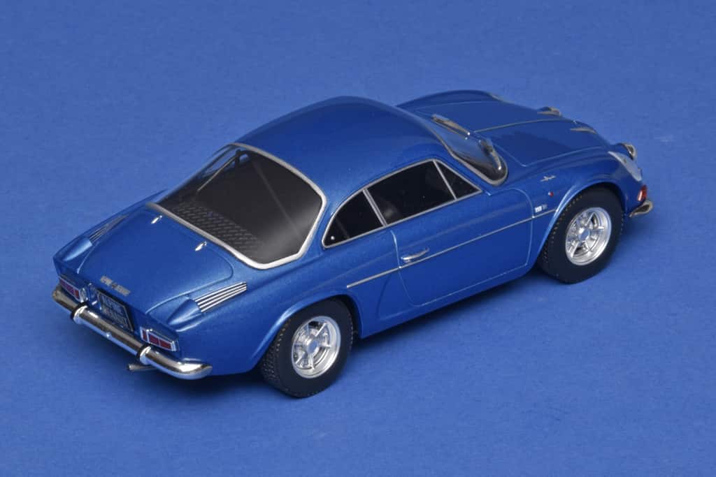 124 WhitBox Alpine Renault A110 1300 (1971) achter