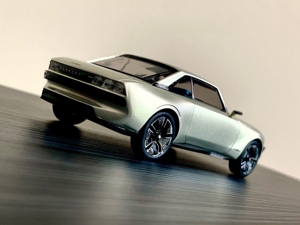 Peugeot e-legend voxxi9 2