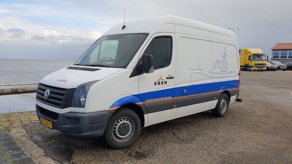 187 Rietze Volkswagen Crafter KNRM voorbeeld