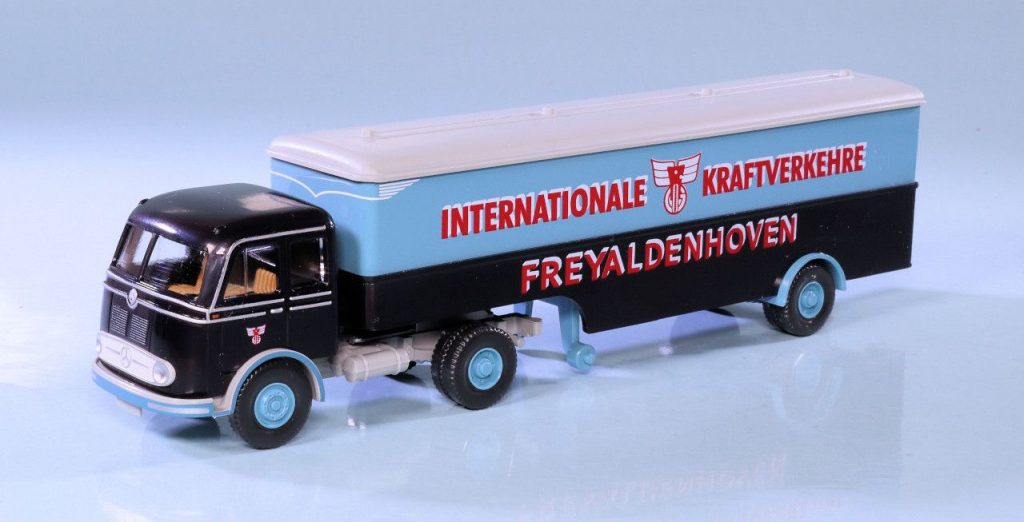 187 Wiking Mercedes-Benz Pullman Freyaldenhoven
