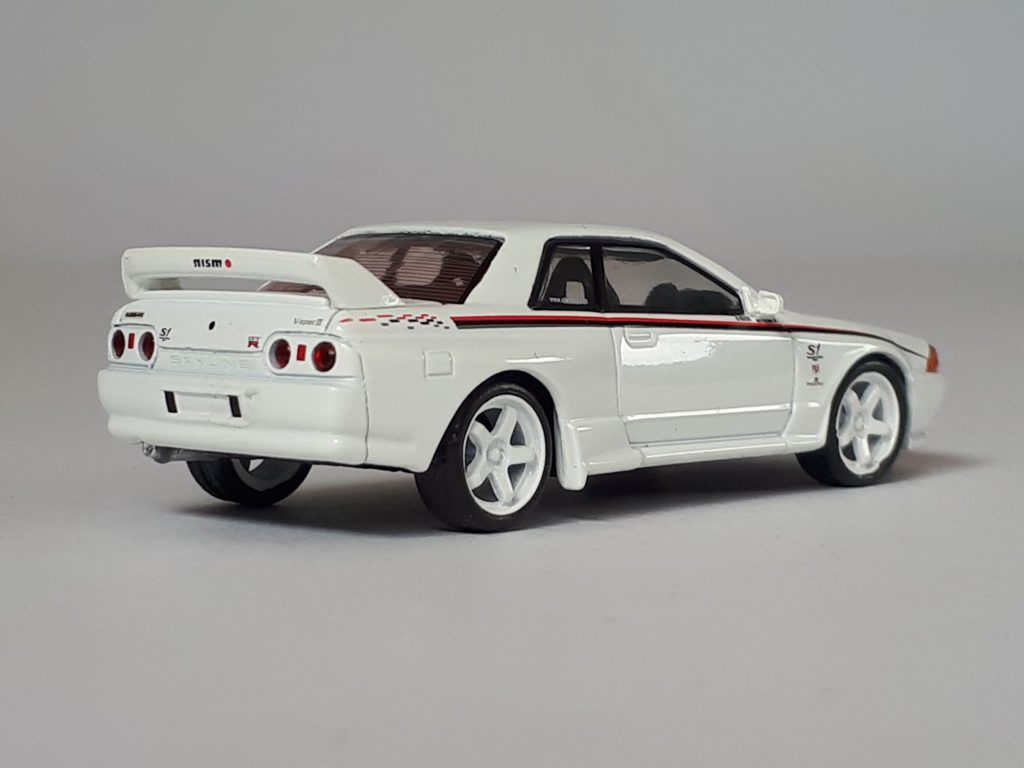 1;64 MiniGT Nissan Skyline GT-R Nismo S-Tune 2