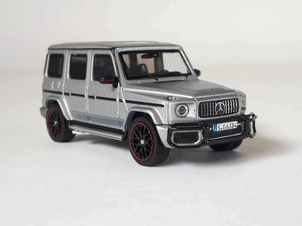 1;64 Tarmac Mercedes-AMG G 63 1