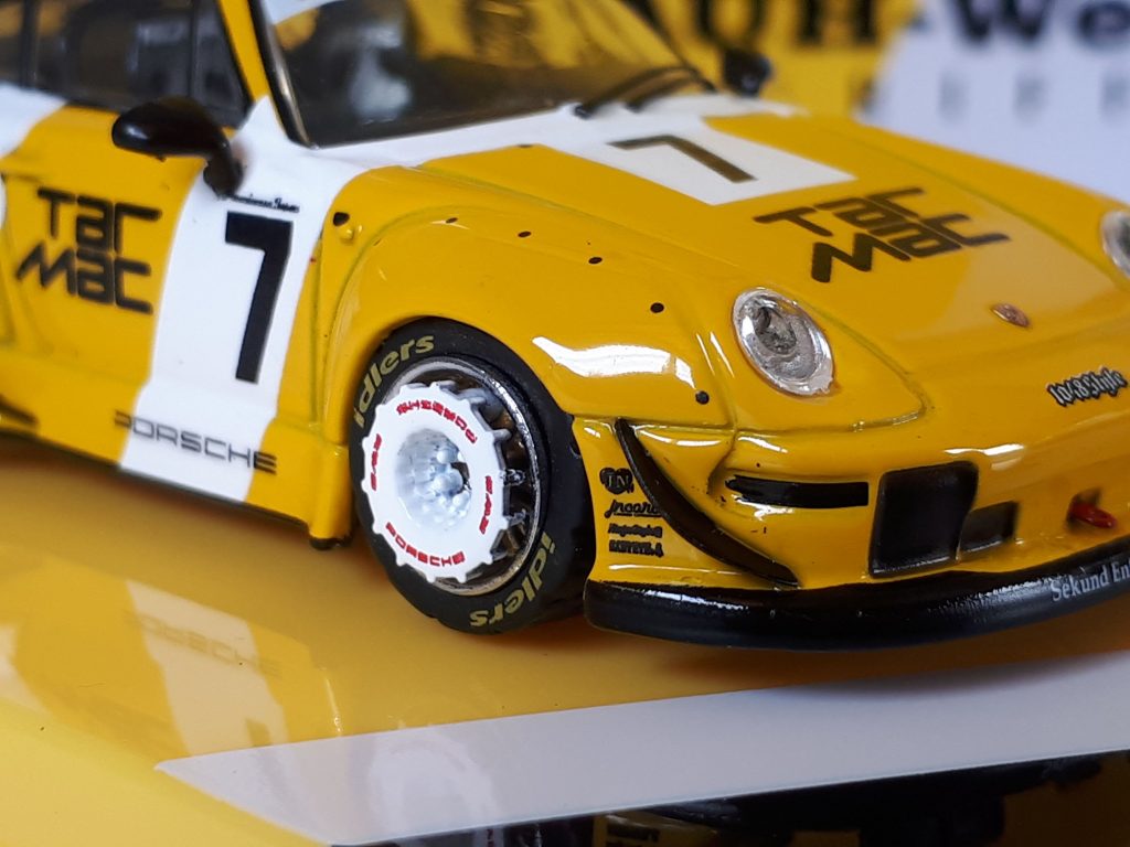 1;64 Tarmac Porsche RWB 993 5