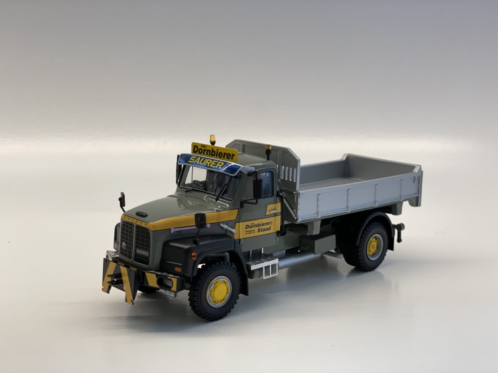 Golden Oldies Saurer 1-min