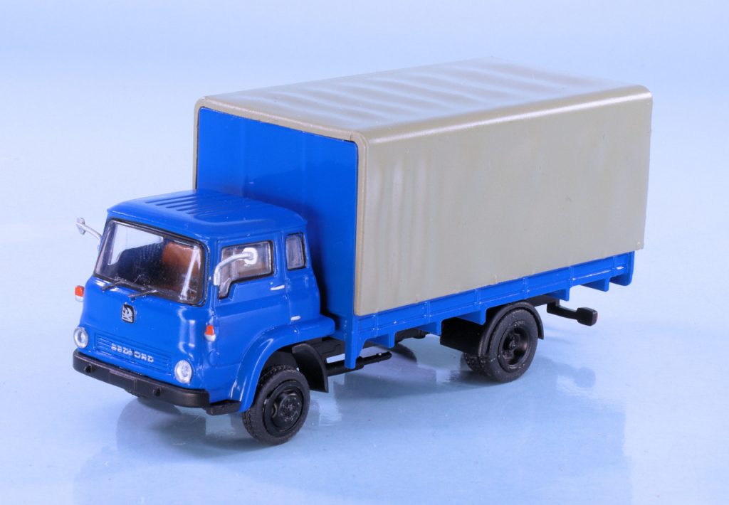 187 Brekina Bedford TK