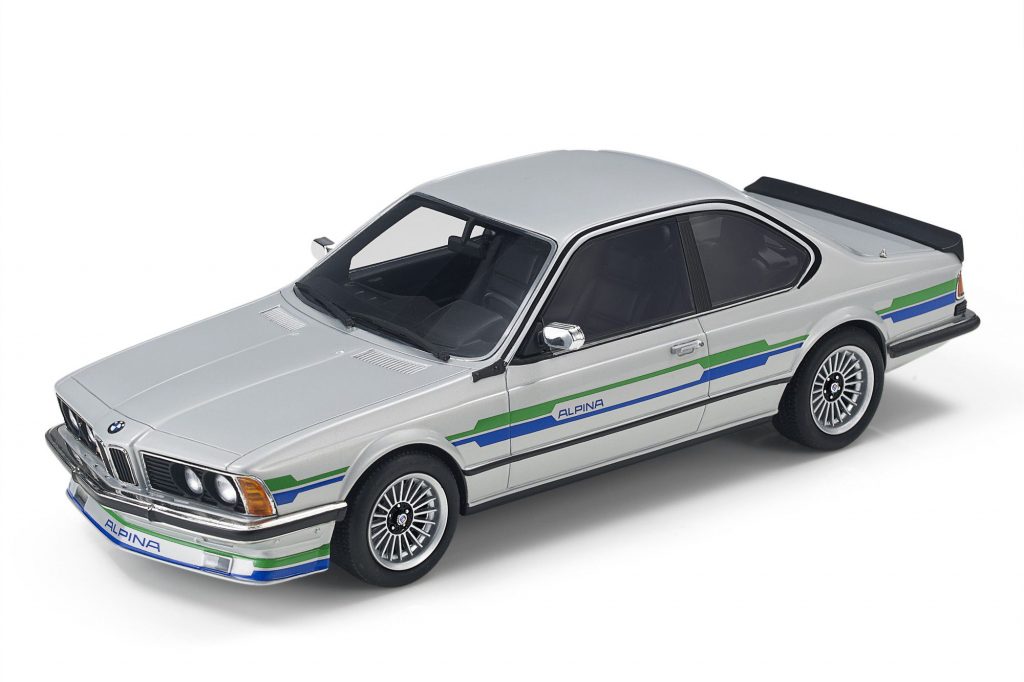 43TopMarques_BMW-Alpina-b7-silver-with-color-stripes_TM43-07E (1)