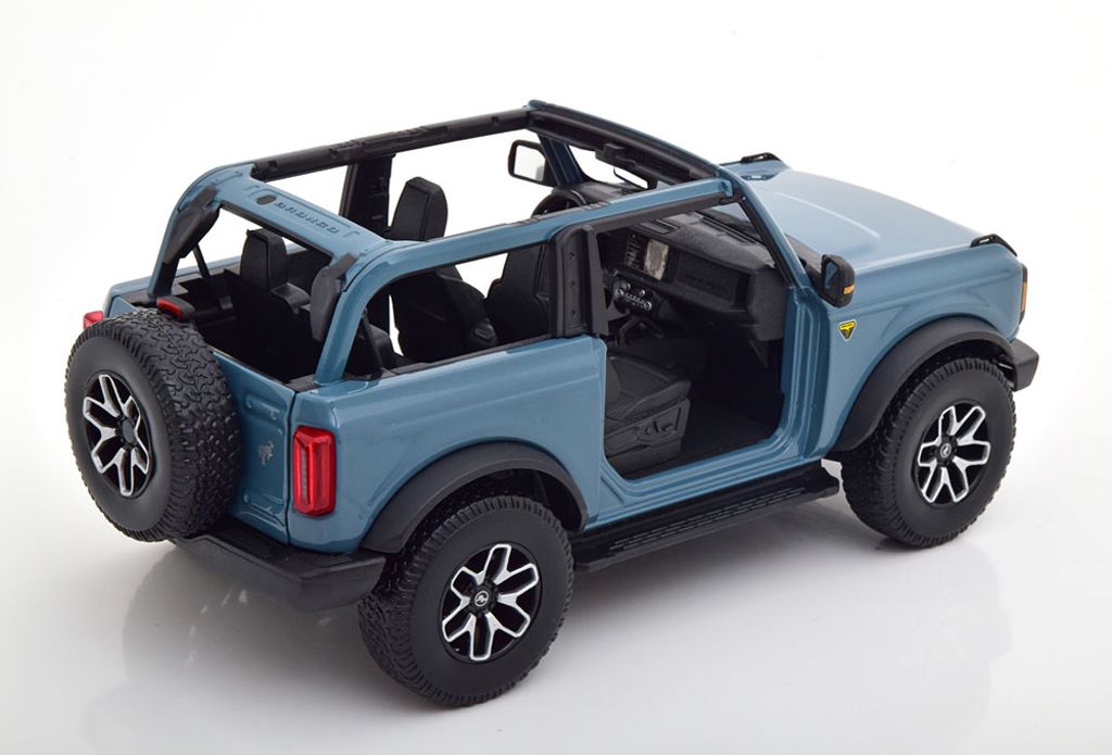 118 Maisto Ford Bronca Badlands (2021) achter