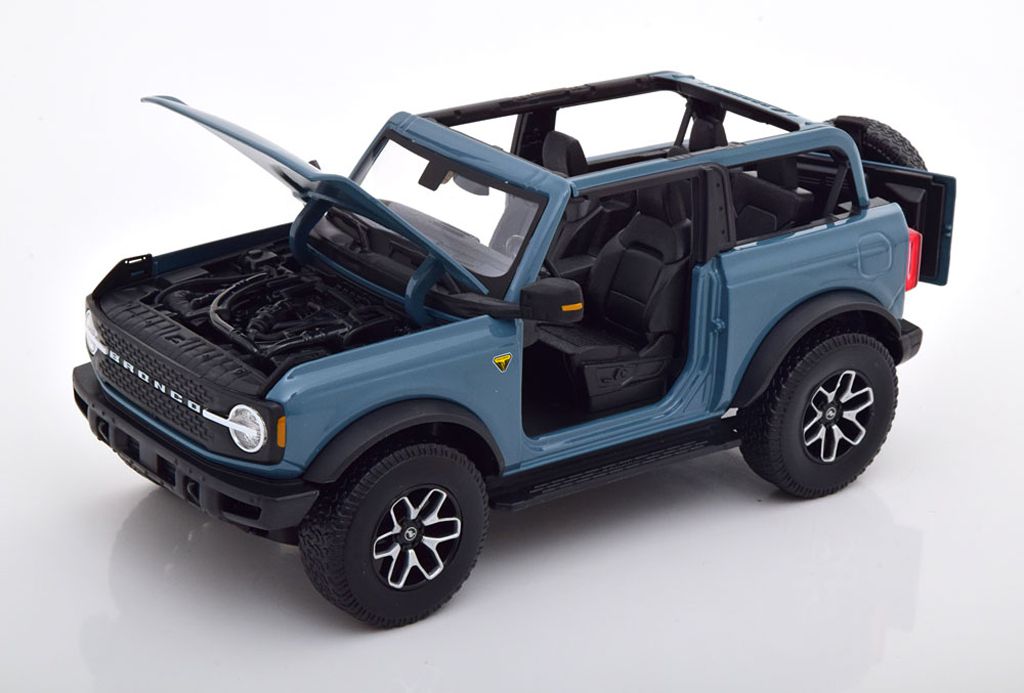 118 Maisto Ford Bronca Badlands (2021) open