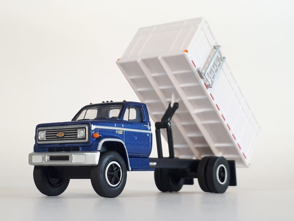 1;64 GreenLight Chevrolet C-70 4