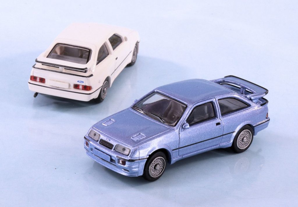 187 Brekina Ford Sierra RS Cosworth blauw