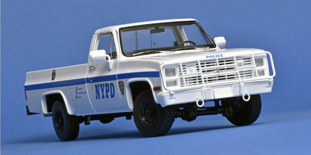 18Greenlight-Chevrolet CUCV M1008 NYPD 1984-1