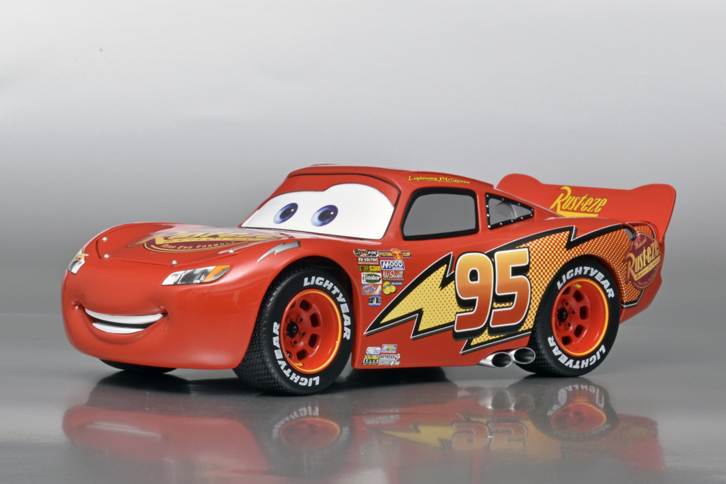 18Schuco-Lightning McQueen Cars 2006-1