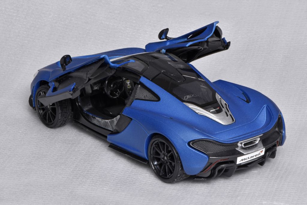 24MotorM-McLaren P1 2015-3