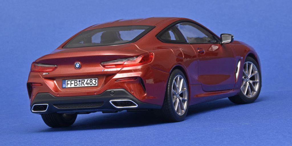 18norev-BMW 850i Coupé 2018-2