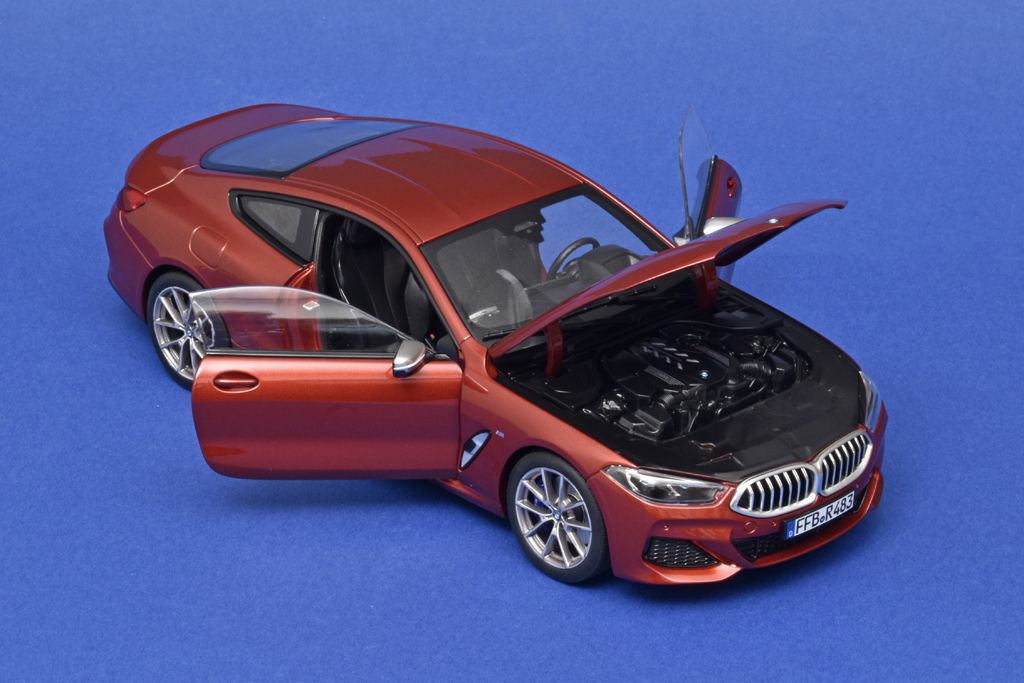 18norev-BMW 850i Coupé 2018-3