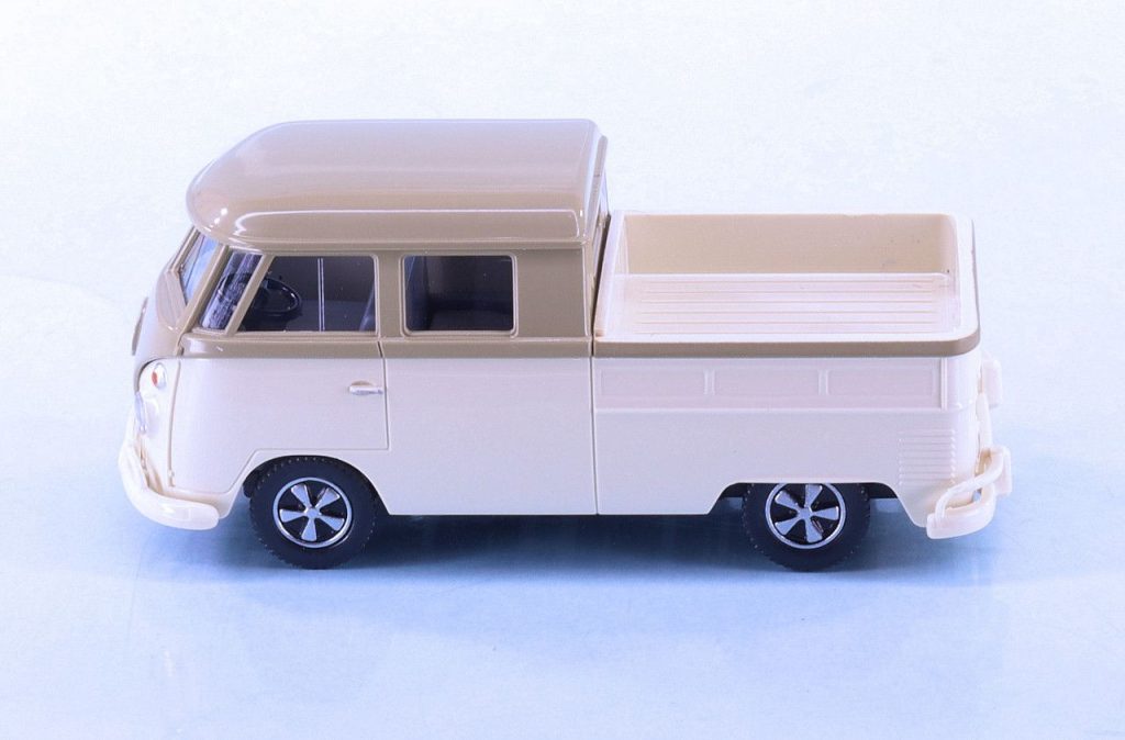 187 Wiking Volkswagen T1 DoKa Fuchs-velg opzij