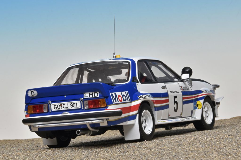 18Sunstar-Opel Ascona 400 Safari Rally 1982_Röhrl+Geistdorfer-2