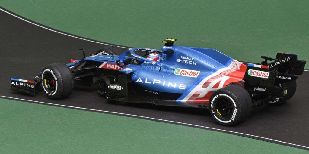 118 Solido Alpine A521 Ocon Hongarije 2021 achter