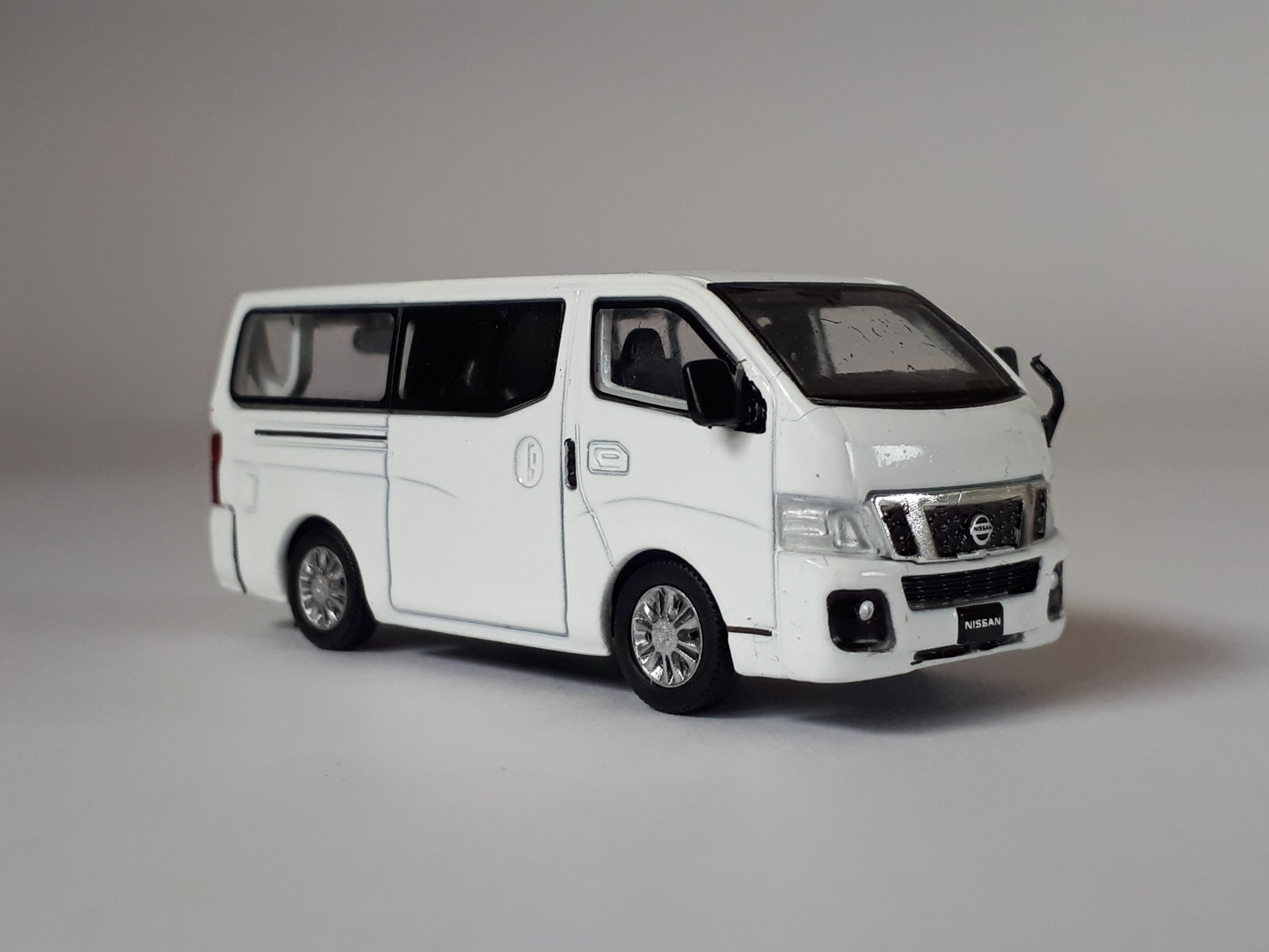 1;64 Era Car Nissan NV350 1