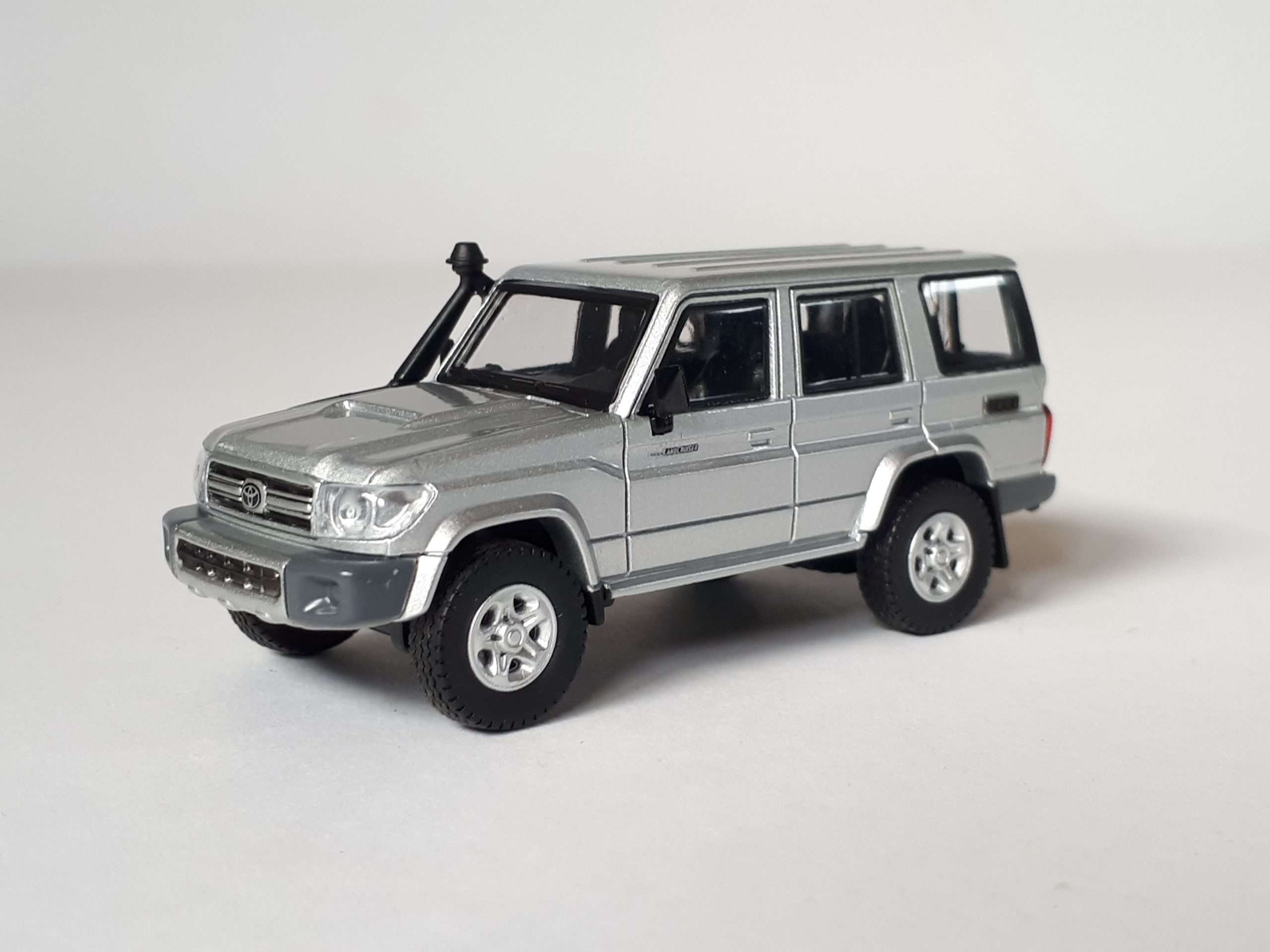 164 Para64 Toyota Land Cruiser 2
