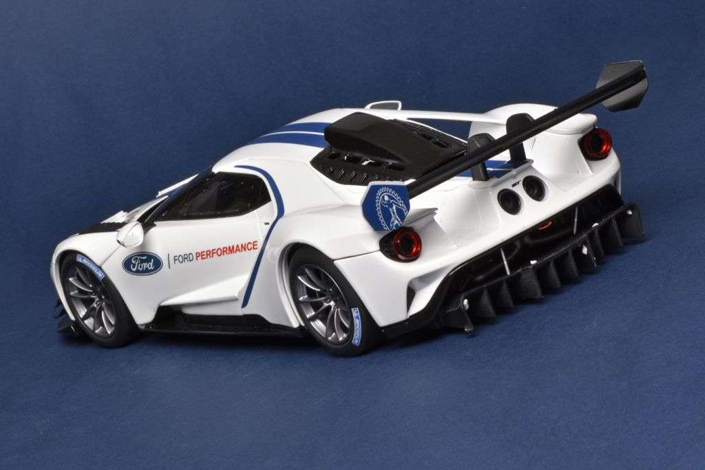 18GT Spirit US Ford GT MK II 2020 3