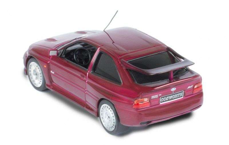 43IXO Ford Escort RS Cosworth 1994 CLC384N 3
