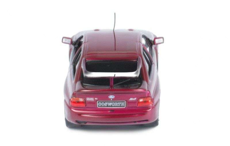 43IXO Ford Escort RS Cosworth 1994 CLC384N 4