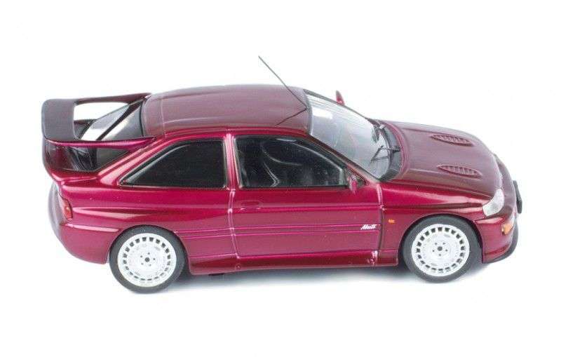 43IXO Ford Escort RS Cosworth 1994 CLC384N 6