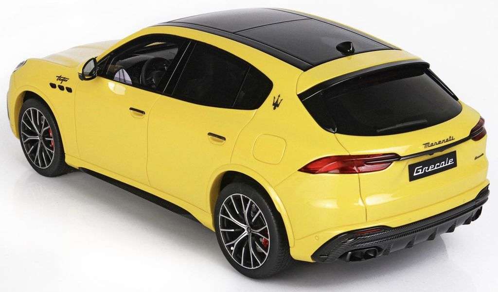 118 BBR Maserati Grecale Trofeo achter