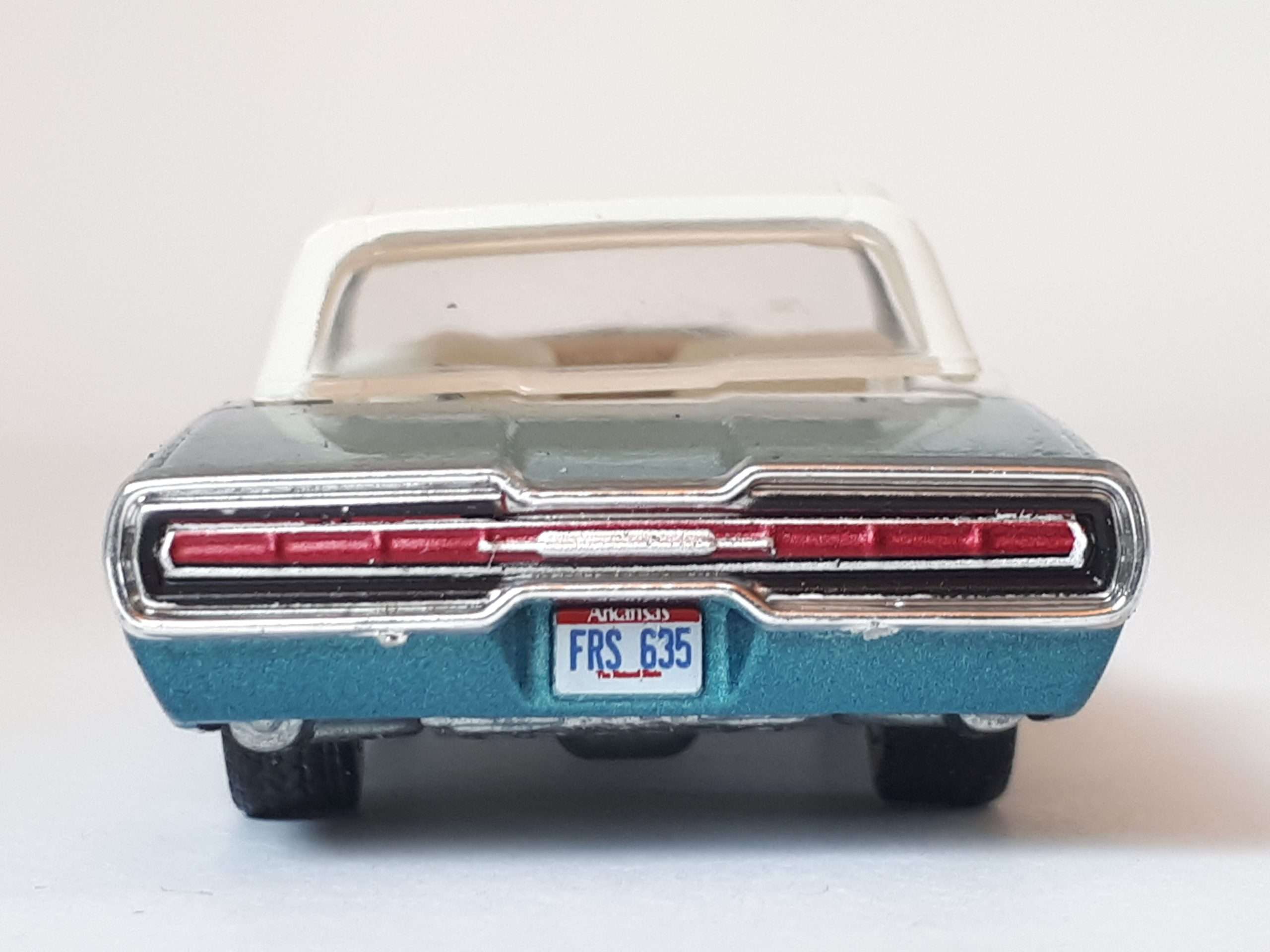 164 GreenLight Ford Thunderbird 5 164 GreenLight Ford Thunderbird 5