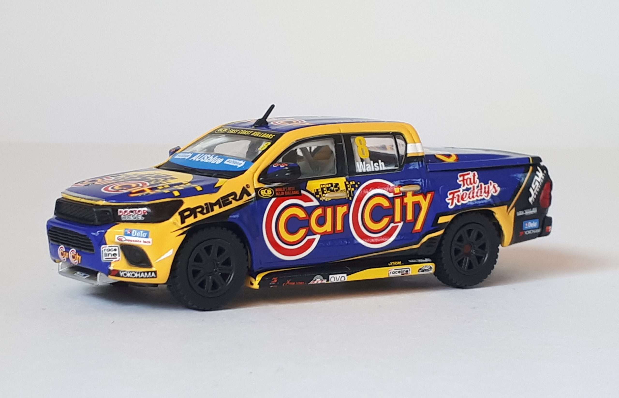 164 Tarmac Toyota Hilux 1