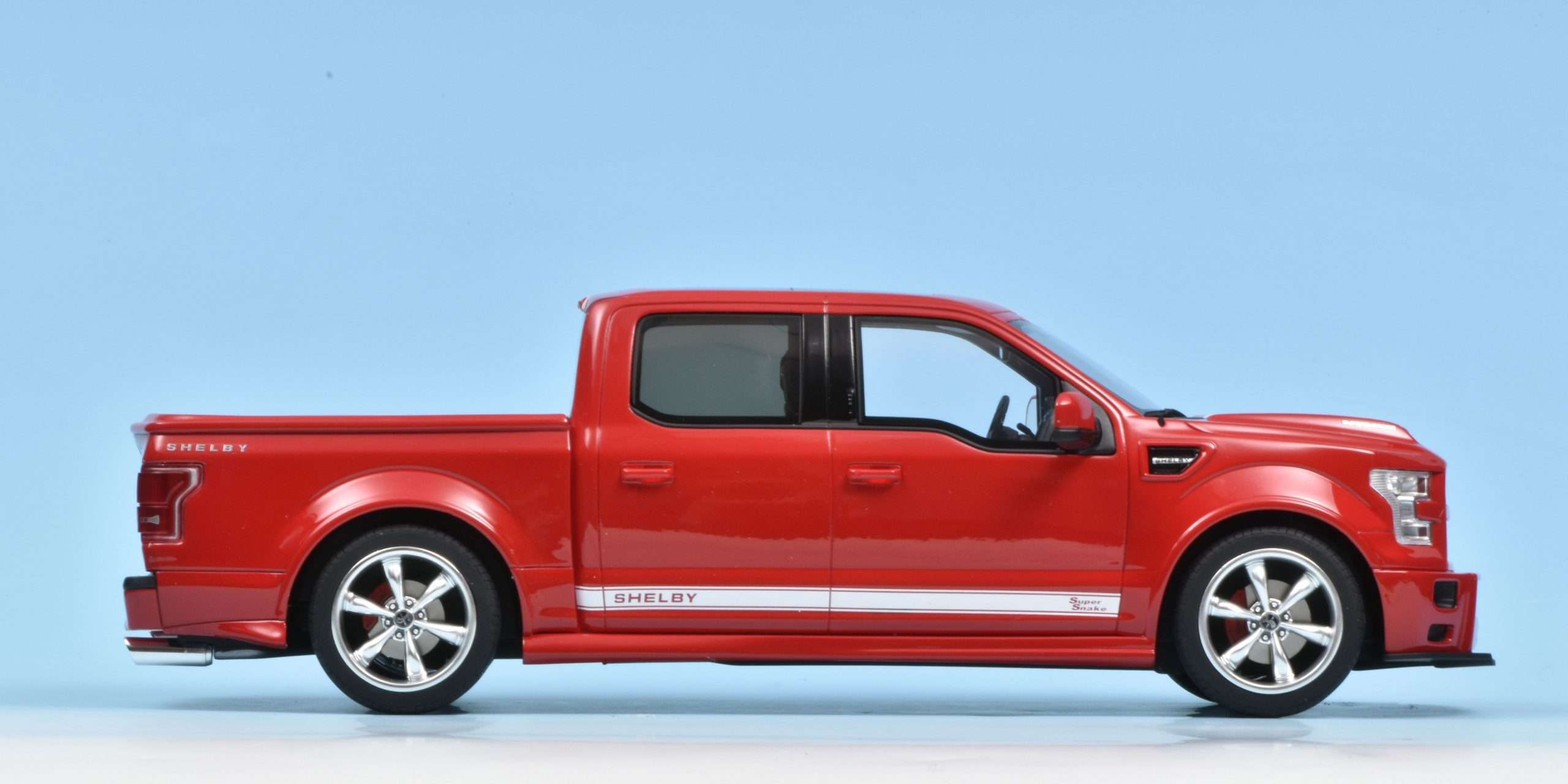 18GT Spirit US Shelby F 150 Super Snake 2017 3 compressed