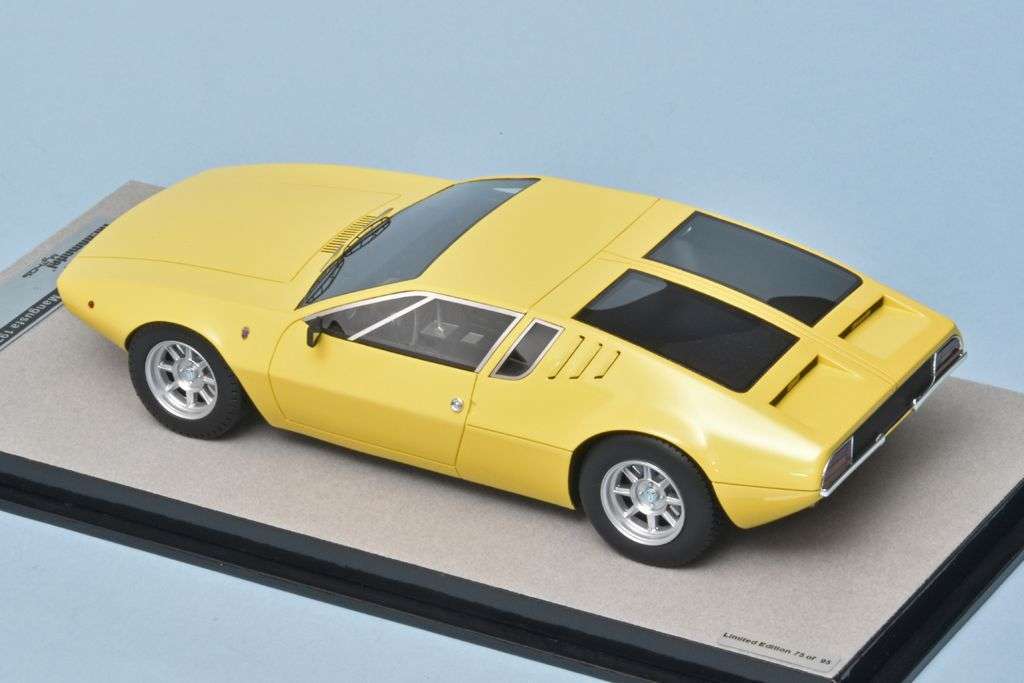 18Tecnomodel De Tomaso Mangusta 1971 2 compressed 18Tecnomodel De Tomaso Mangusta 1971 2 compressed
